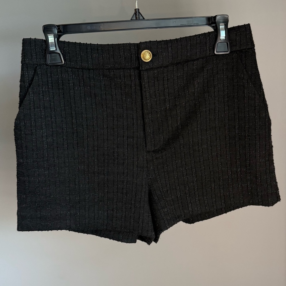 Never Worn - Women's Alice and Olivia Tweed Dress Shorts in Black Size 4